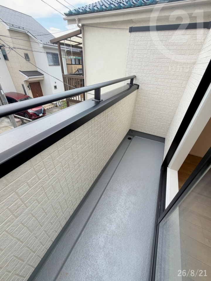  �m��5.25���ɖʂ�����o���R�j�[