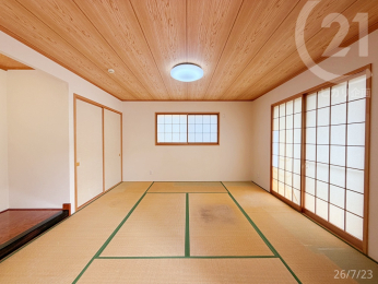  2�ʍ̌��Ŗ��邢�a���B