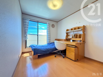  �m��5���̓o���R�j�[�ɖʂ����邢�����B