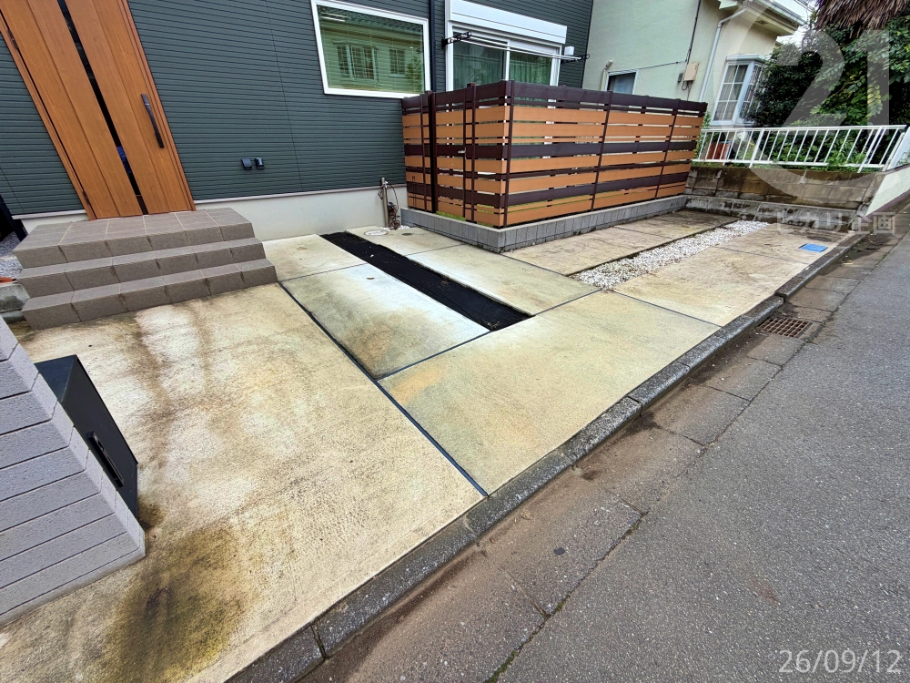  �J�[�X�y�[�X��2�䂠��Ɨ��q�������S�ł��B