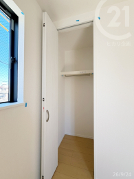  �m��5.25���̃N���[�[�b�g