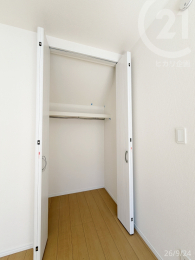  �m��6���̃N���[�[�b�g
