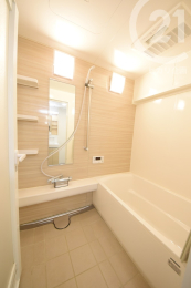 浴室 ／ユニットバスも新規交換済みです。（04/02/27）
